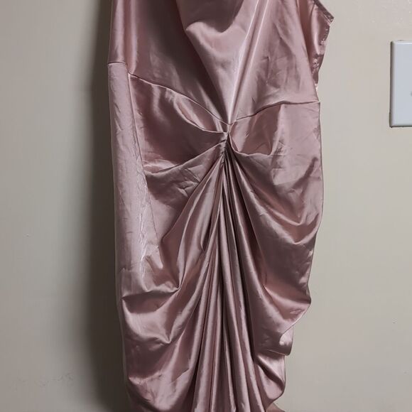 PrettyLittle‎ Thing Rose Pink Satin Cowl Strap Midi Dress Size 12 - Picture 5 of 14